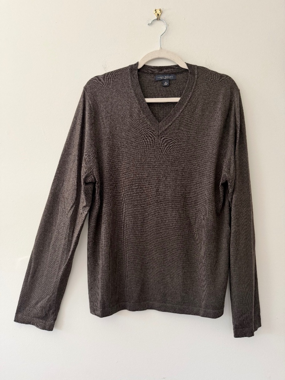 Banana Republic Silk Cashmere Blend Lightweight V Neck Sweater Mens Fall Staple